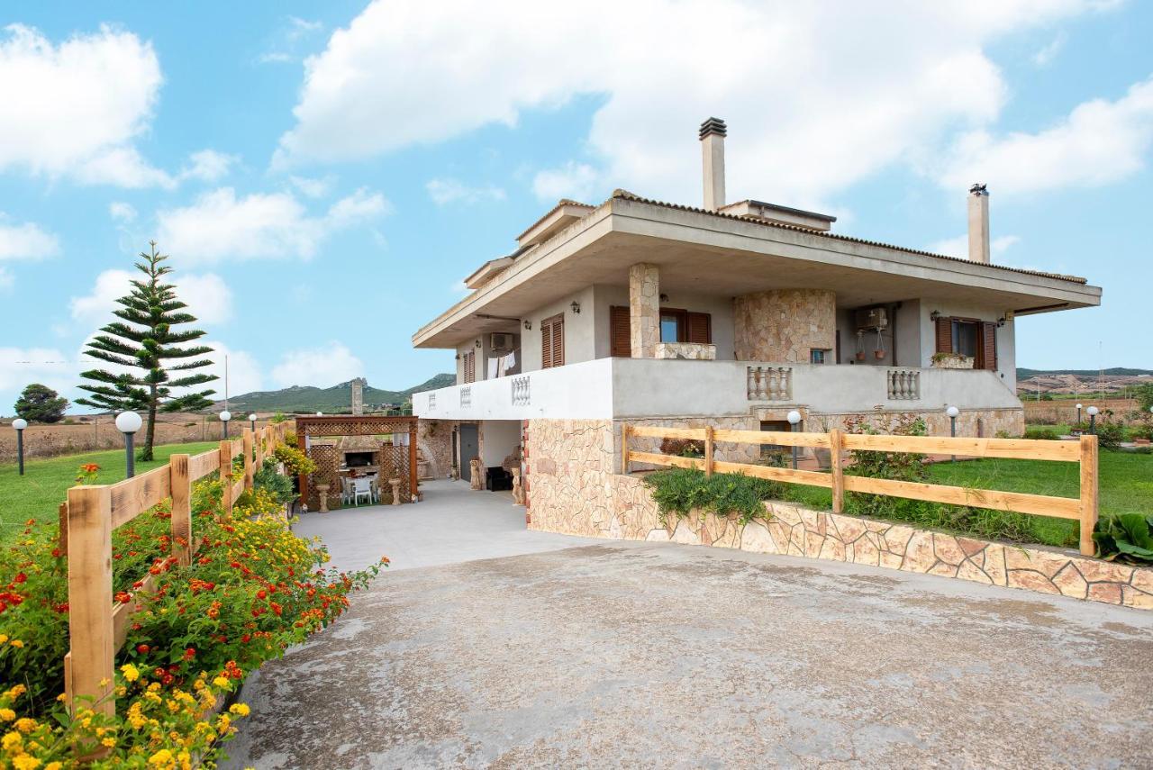 Da Mario & Marianna Apartment Campanedda Exterior photo